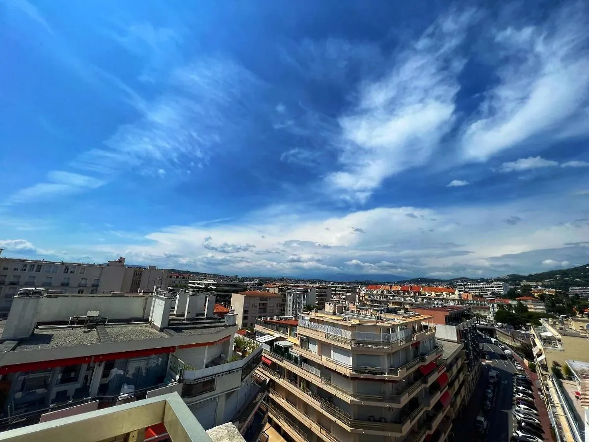 Colony Apartment With Parking, By Welcome To Cannes Frankrig