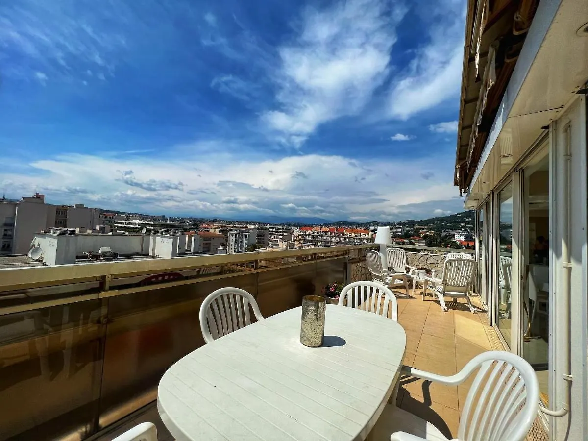 Colony Apartment With Parking, By Welcome To Cannes